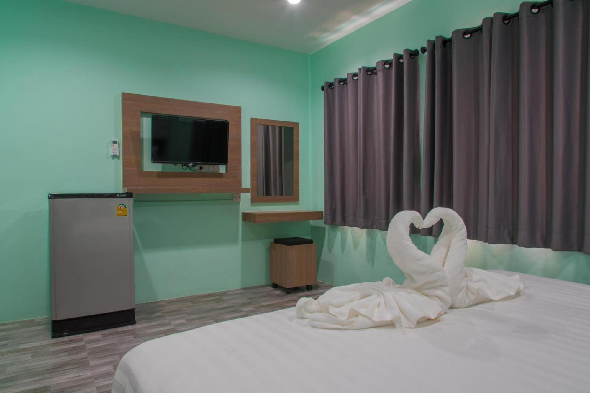 Anatasia Apartment Phuket Exterior photo