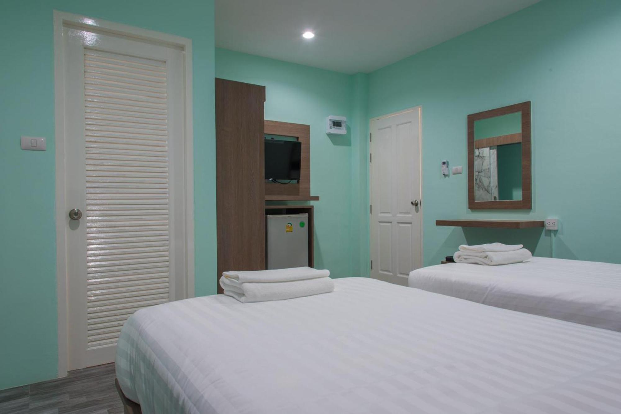 Anatasia Apartment Phuket Exterior photo